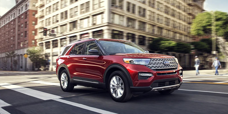 A used 2022 Ford Explorer driving downtown San Antonio,TX