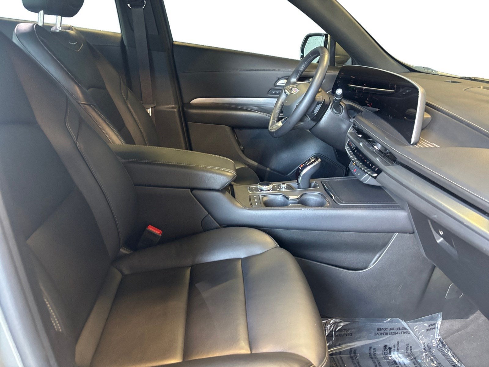 2024 Cadillac XT4 AWD Premium Luxury