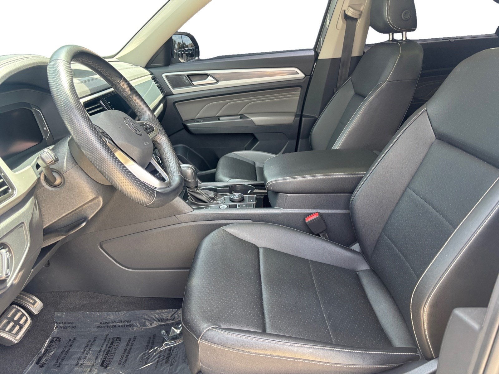 2023 Volkswagen Atlas 3.6L V6 SEL R-Line Black