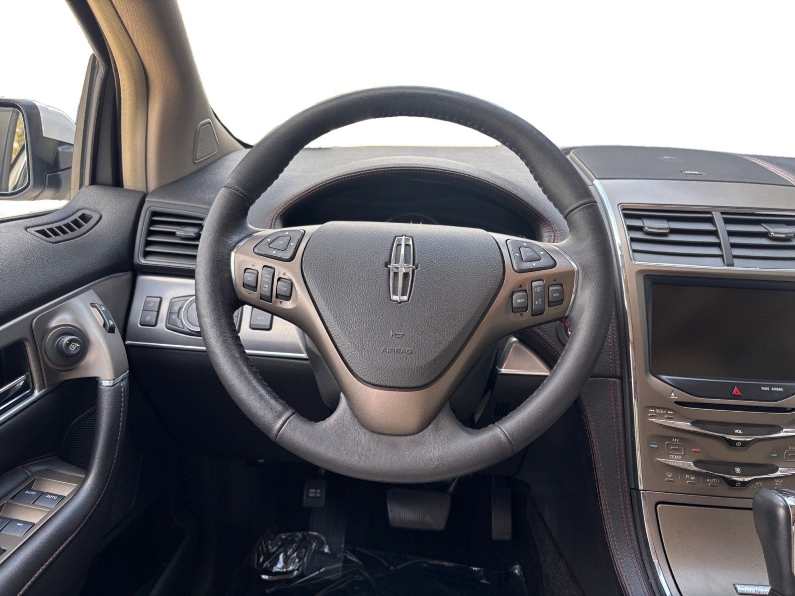 2014 Lincoln MKX Base
