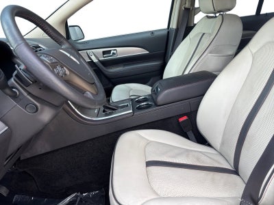 2014 Lincoln MKX Base