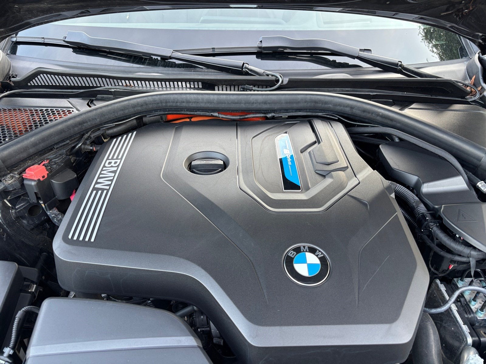 2022 BMW 3 Series 330e