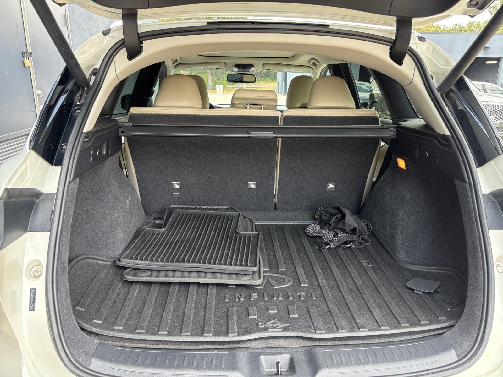 2019 INFINITI QX50 LUXE