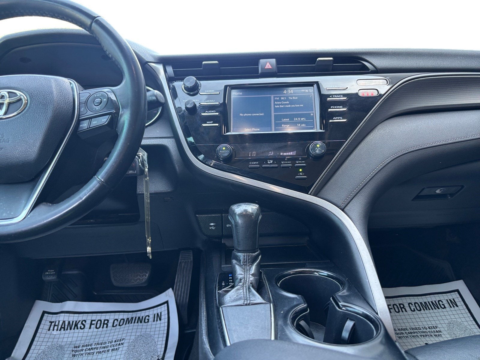 2019 Toyota Camry SE