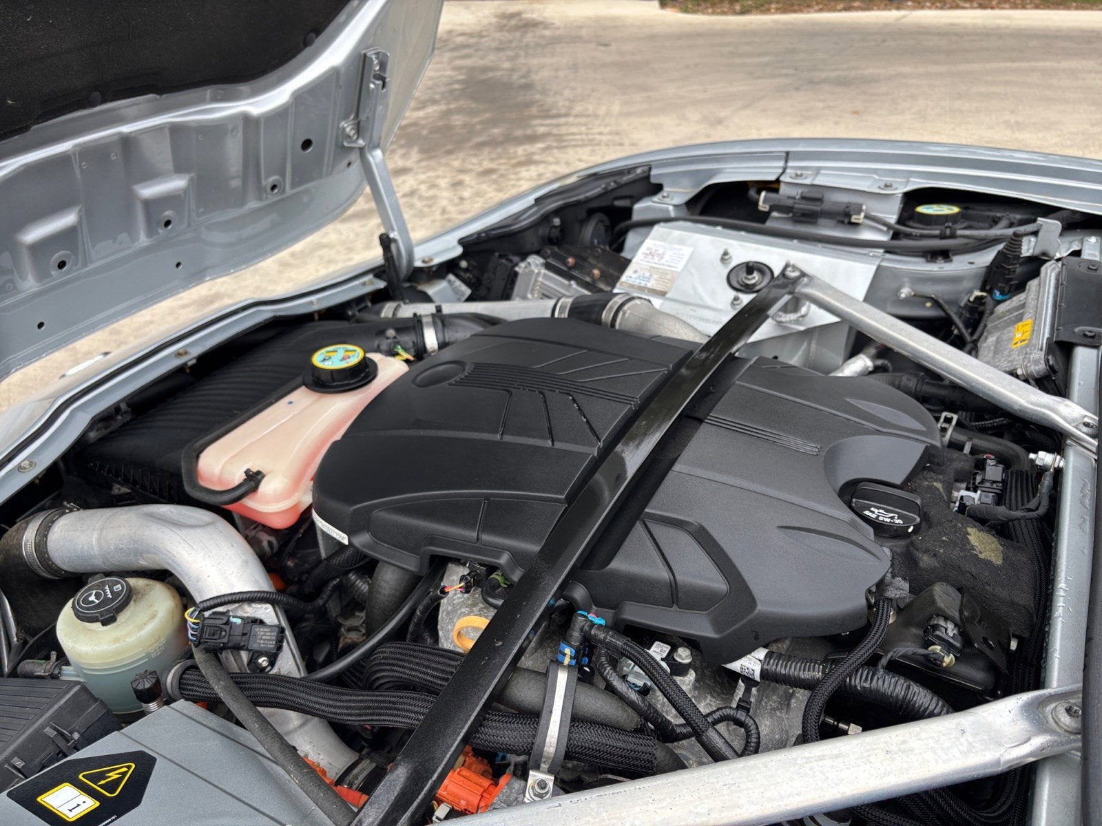 2018 Karma Revero Base