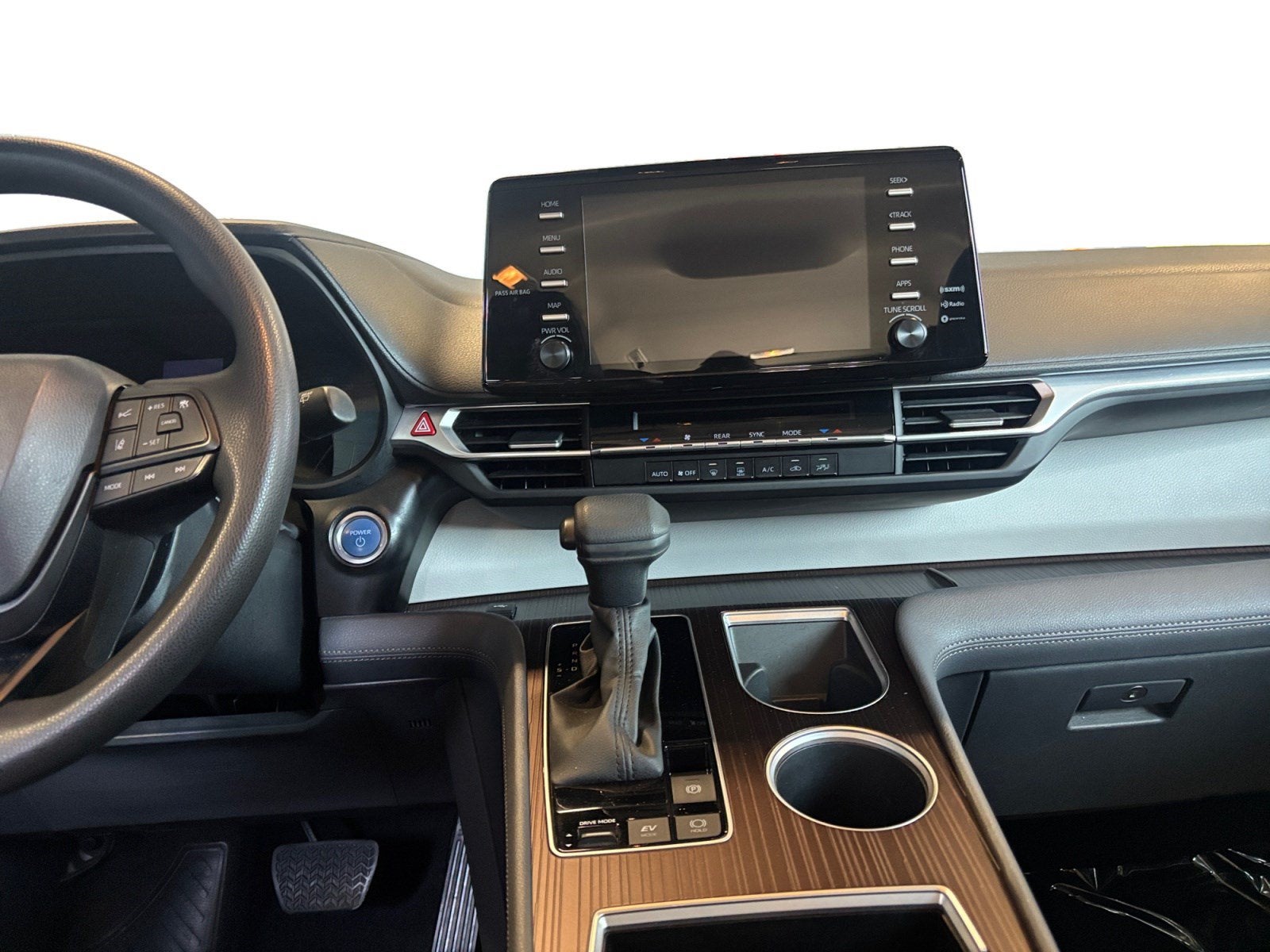 2023 Toyota Sienna LE