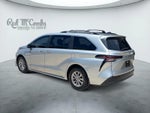 2023 Toyota Sienna LE