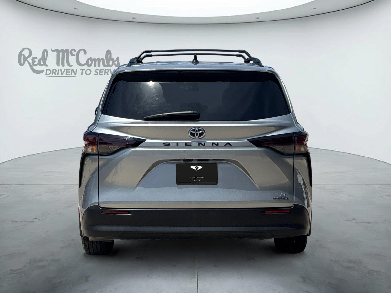 2023 Toyota Sienna LE
