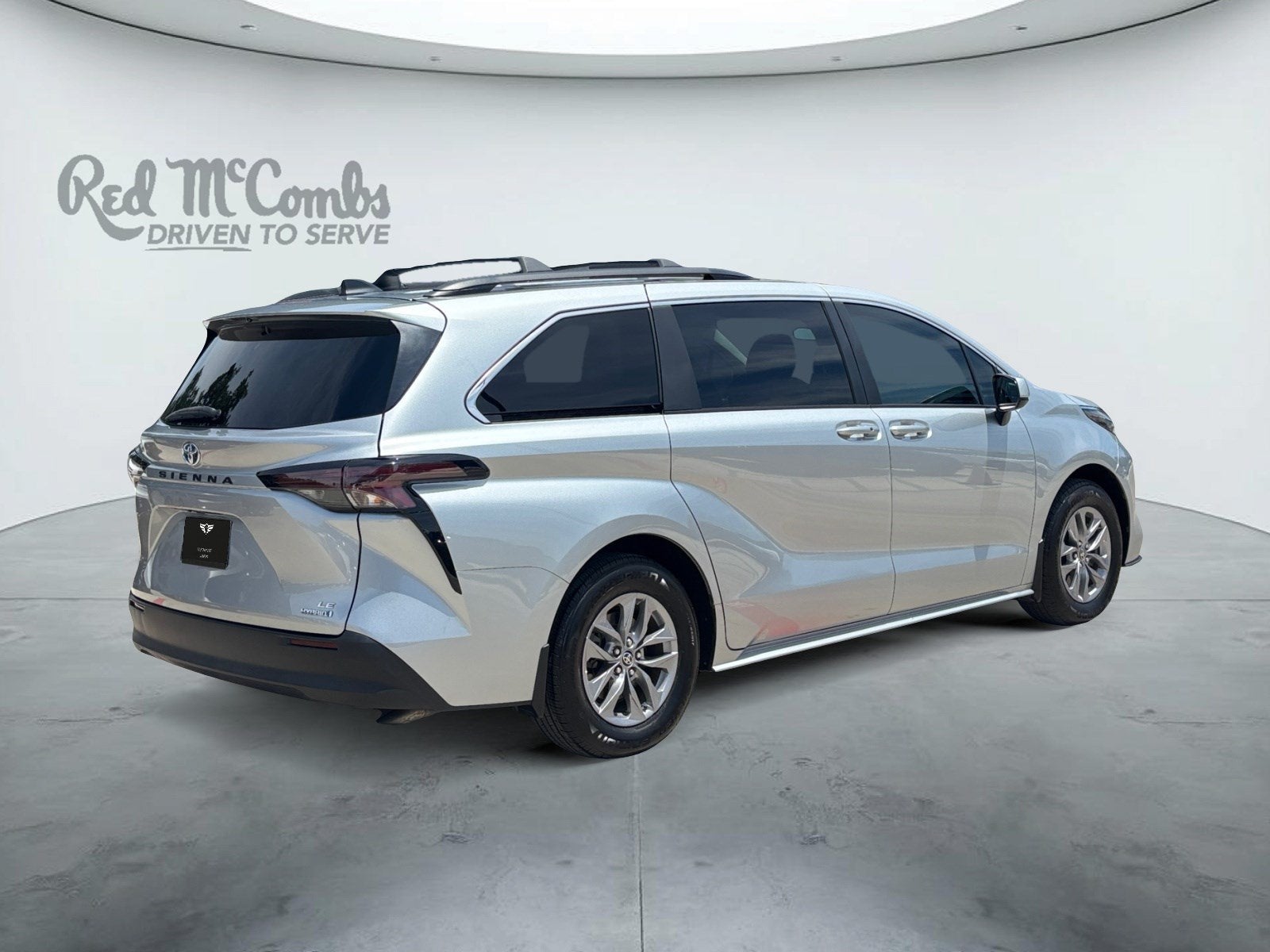 2023 Toyota Sienna LE