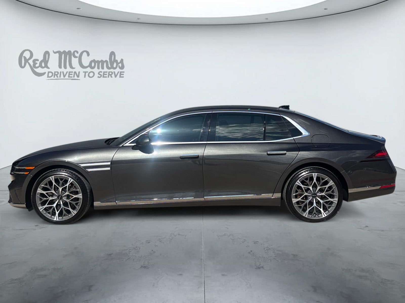 2023 Genesis G90 e-SC