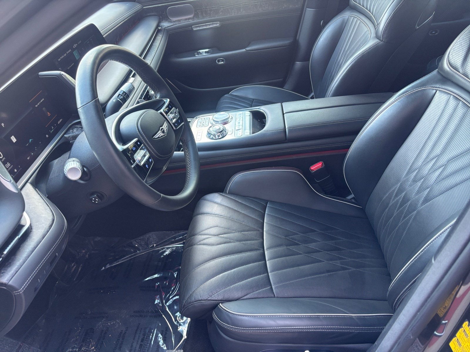 2023 Genesis G90 e-SC
