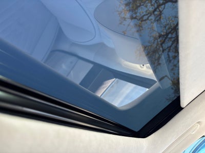 2025 Genesis G90 e-SC