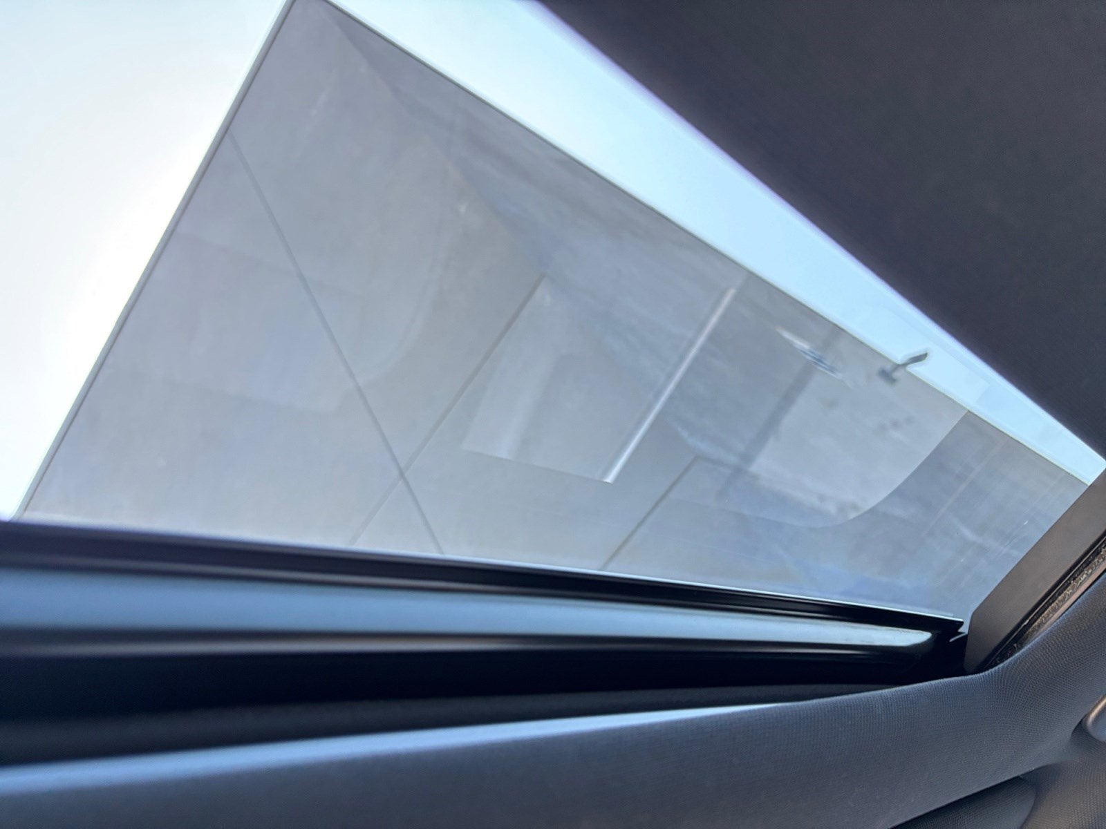 2024 Genesis G70 2.5T