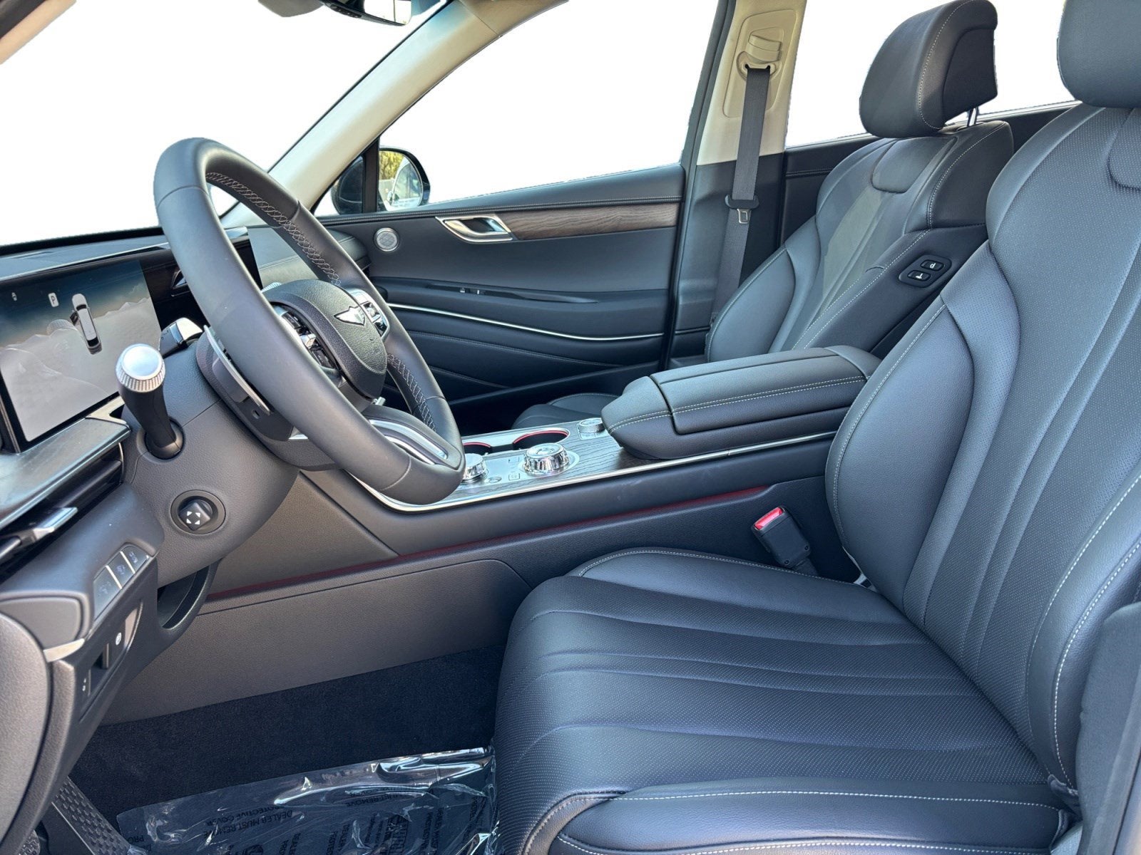 2025 Genesis GV80 Select