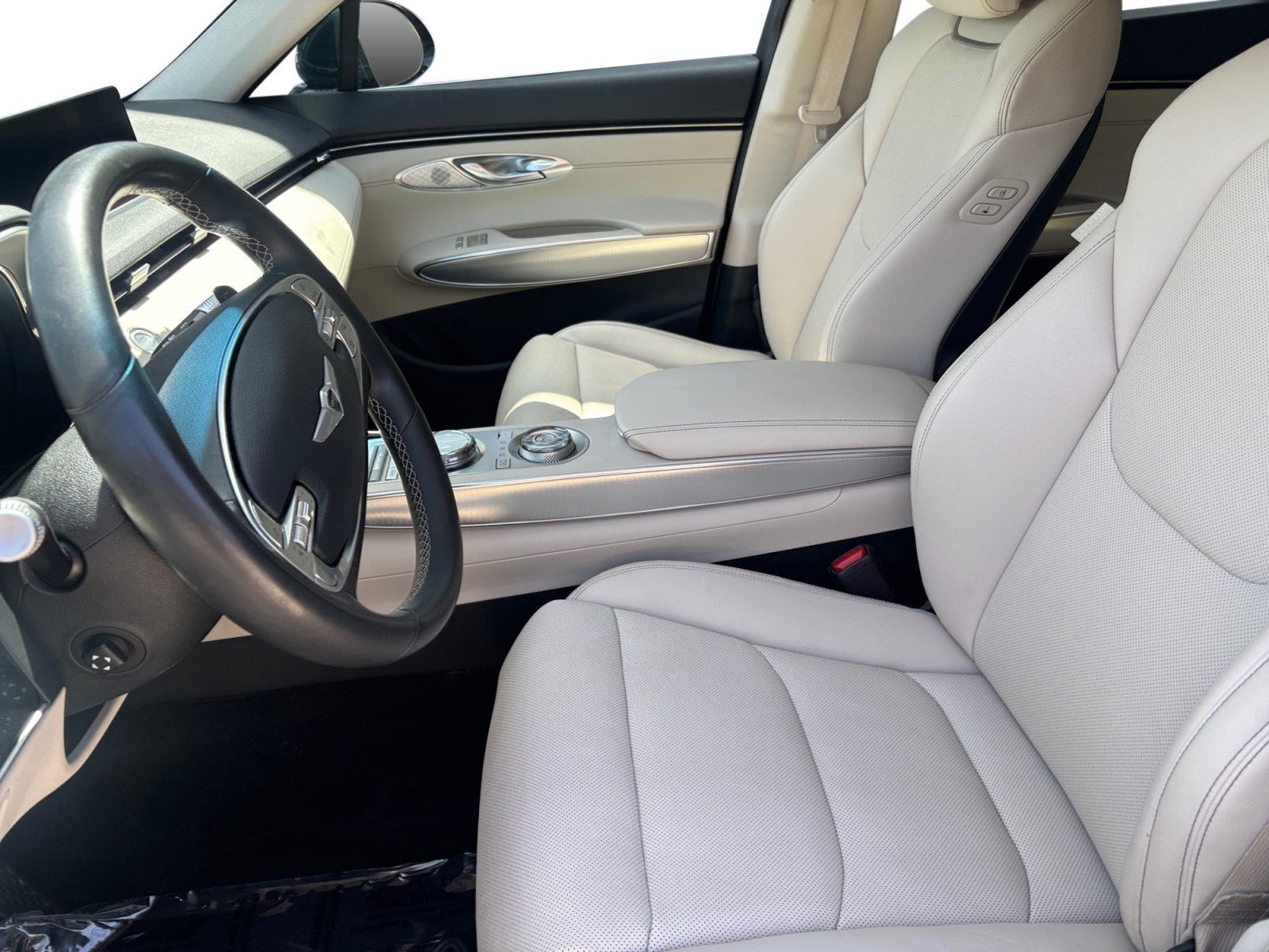 2023 Genesis GV70 2.5T