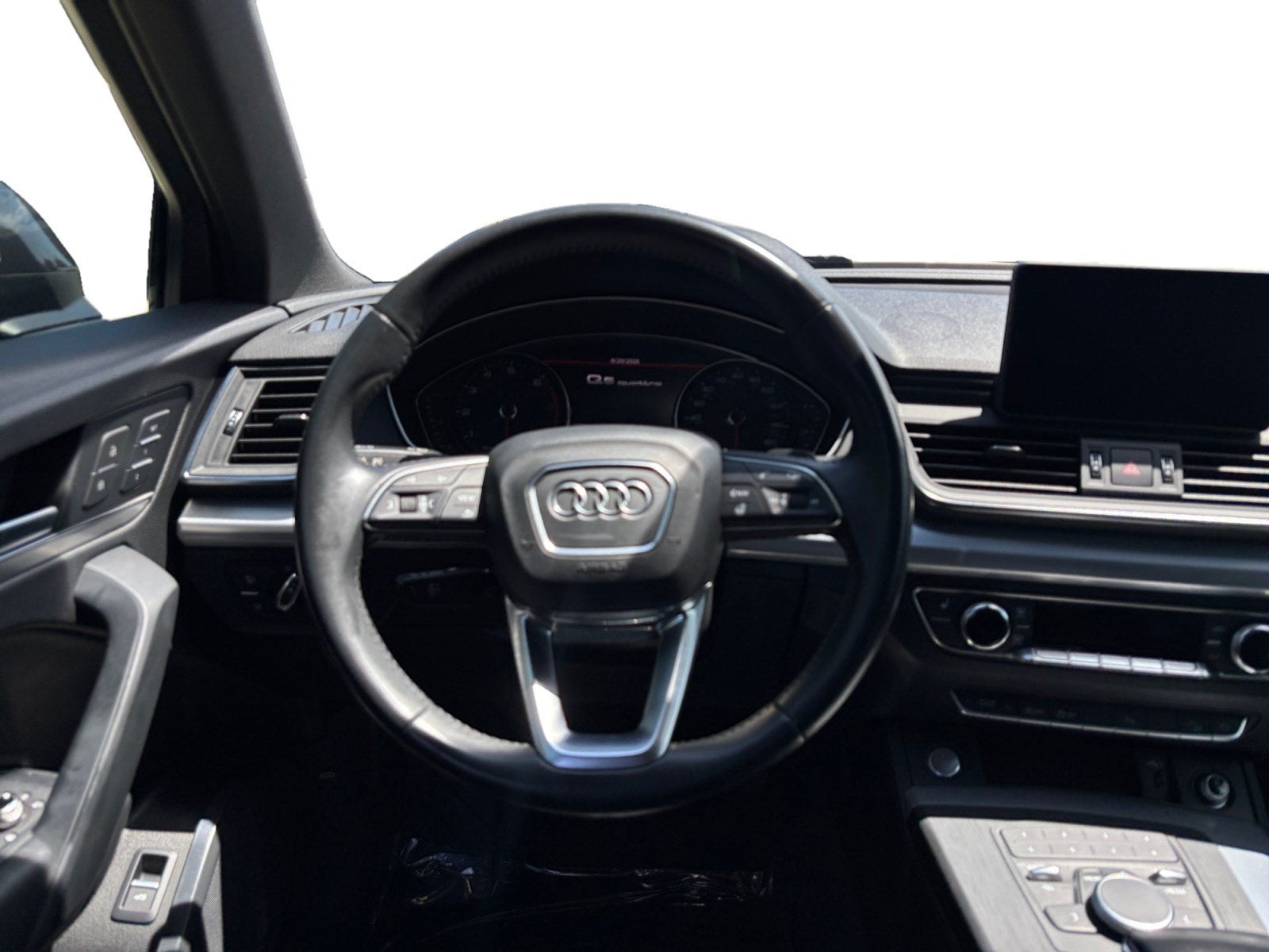 2020 Audi Q5 Titanium Premium
