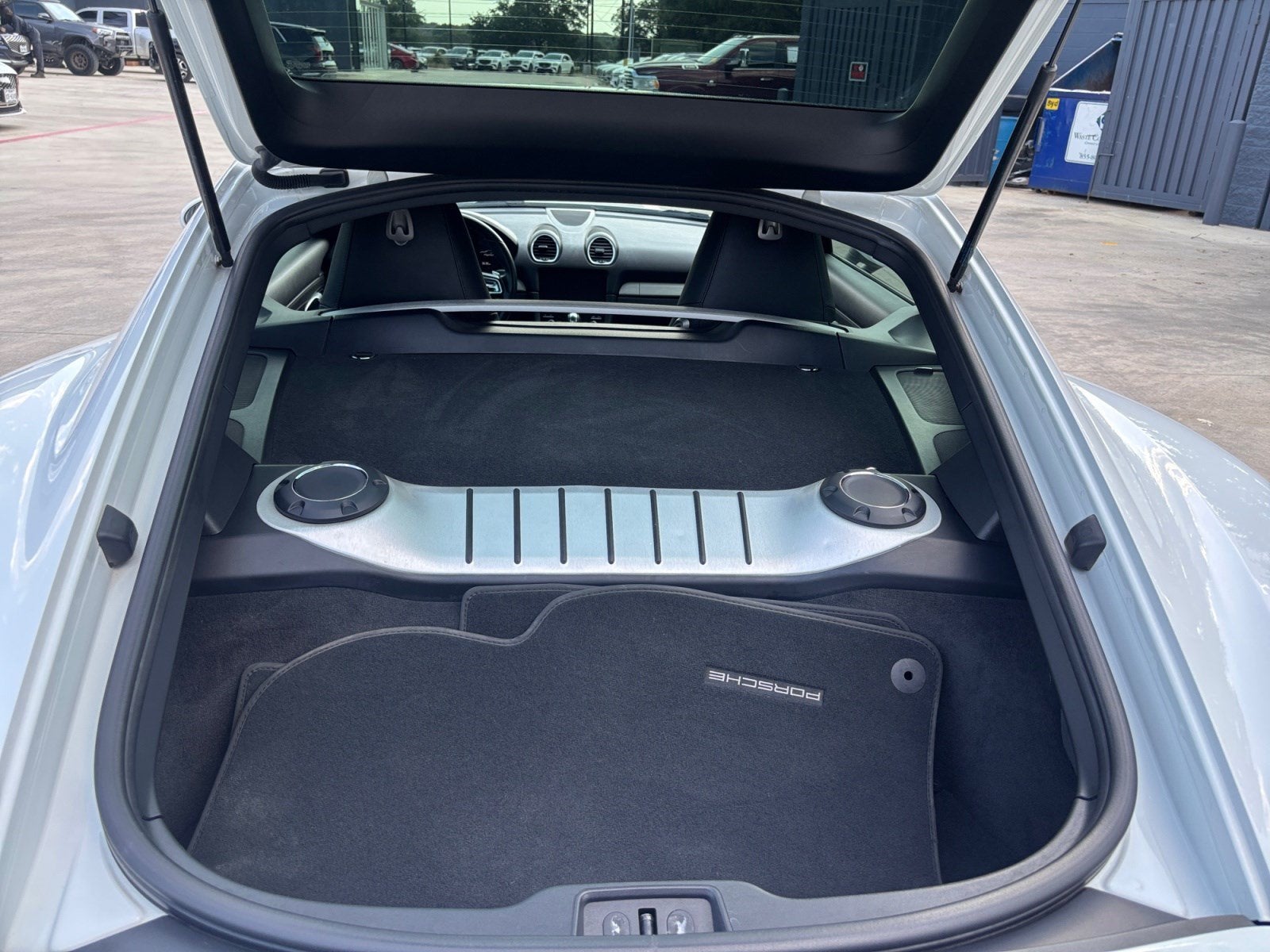 2019 Porsche 718 Cayman 2DR COUPE