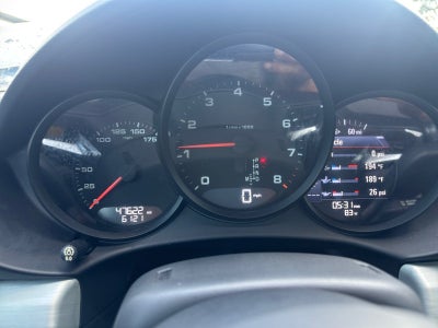 2019 Porsche 718 Cayman 2DR COUPE