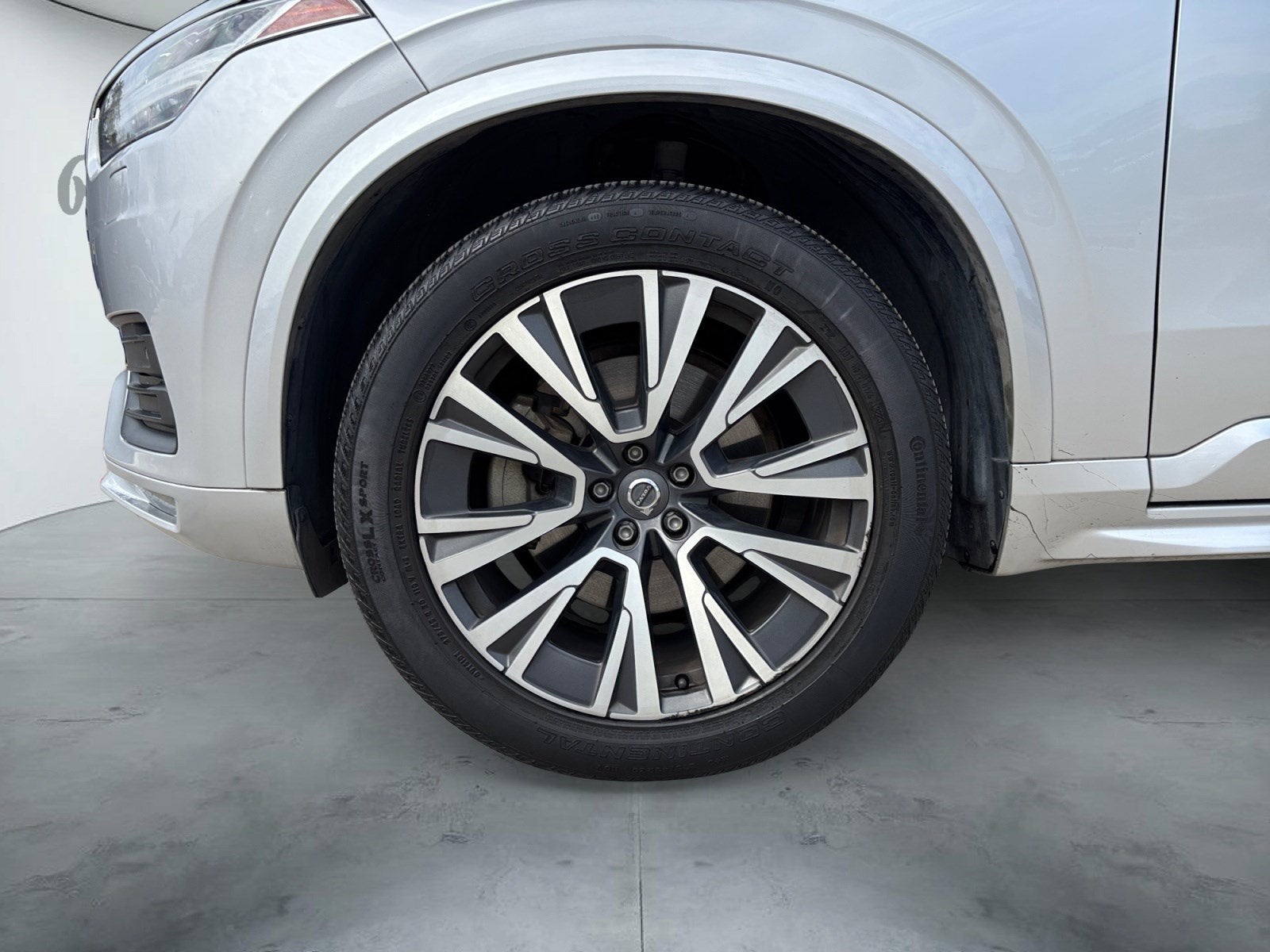 2021 Volvo XC90 Momentum