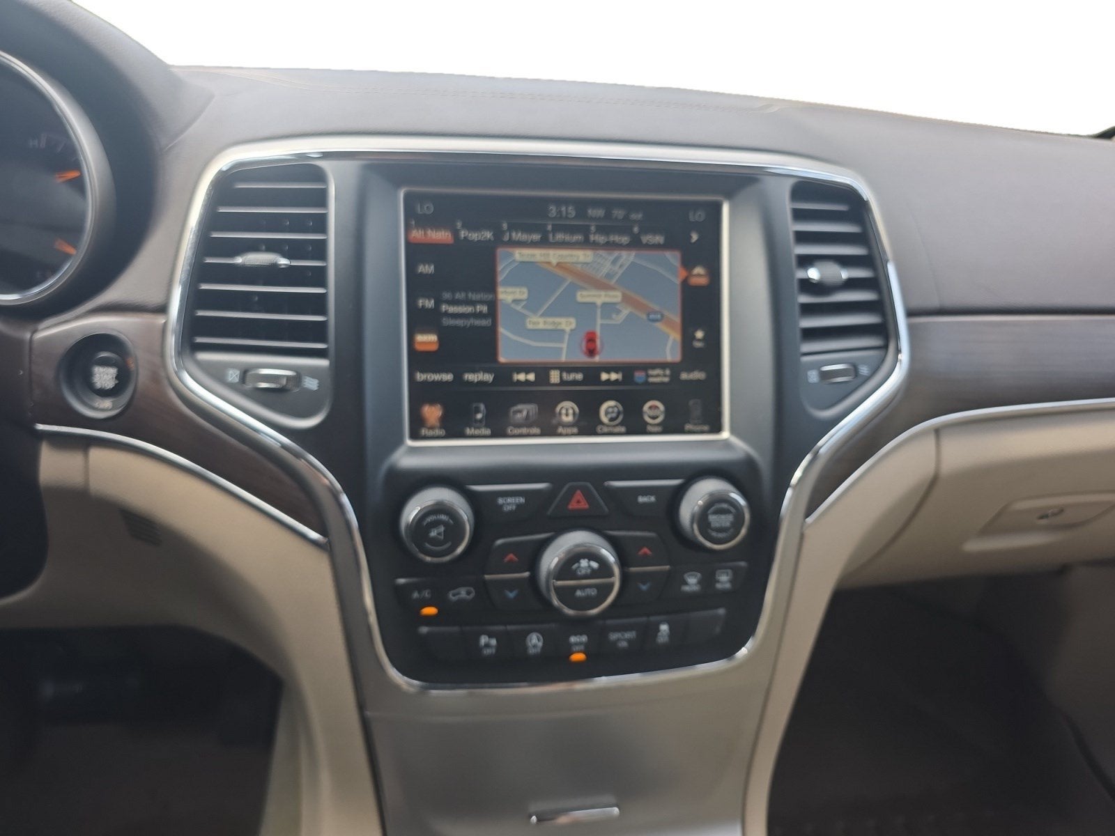 2017 Jeep Grand Cherokee Overland