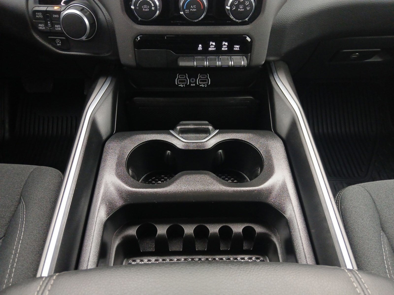 2025 RAM 1500 Lone Star