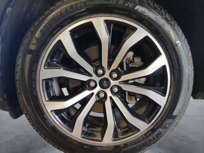 2024 Ford Explorer ST-Line