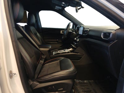 2024 Ford Explorer ST-Line