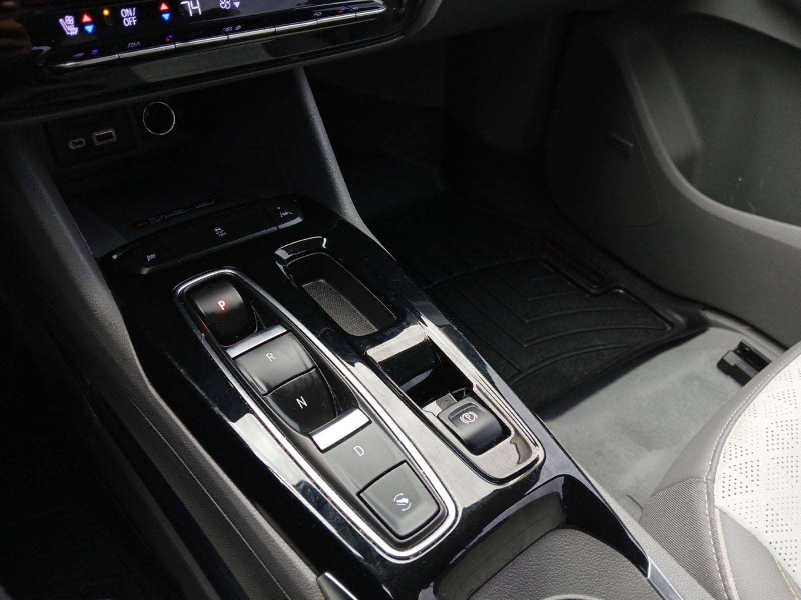 2022 Chevrolet Bolt EUV Premier