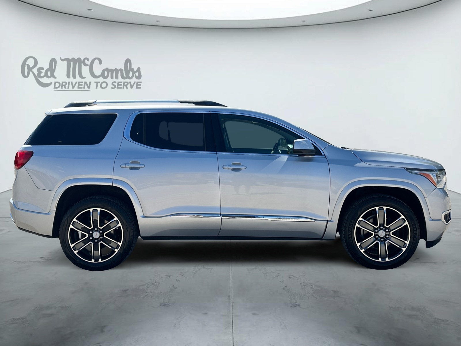 2019 GMC Acadia Denali