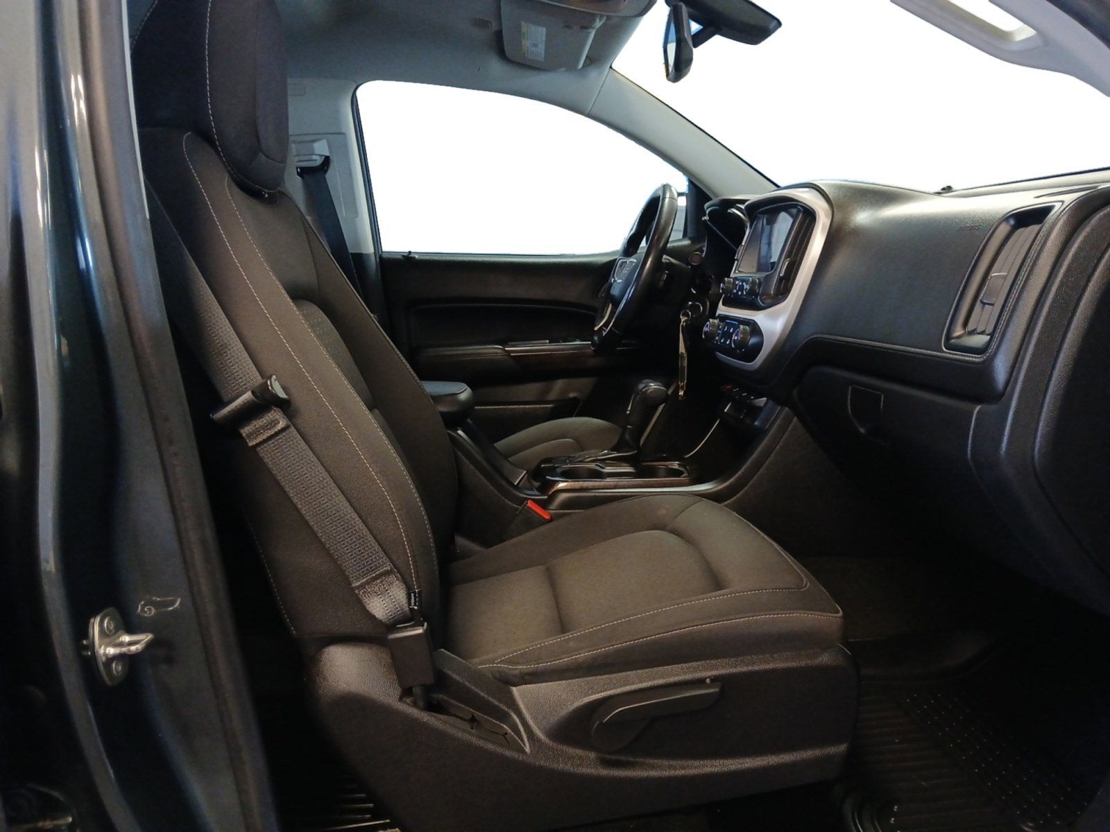 2017 GMC Canyon 4WD SLE