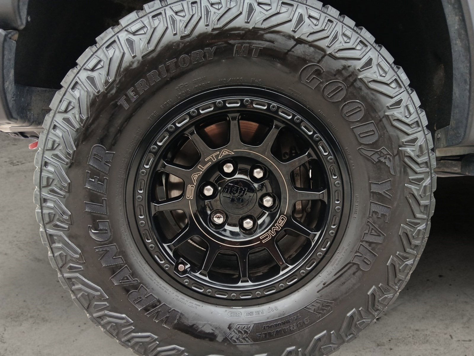 2024 GMC Canyon 4WD AT4X