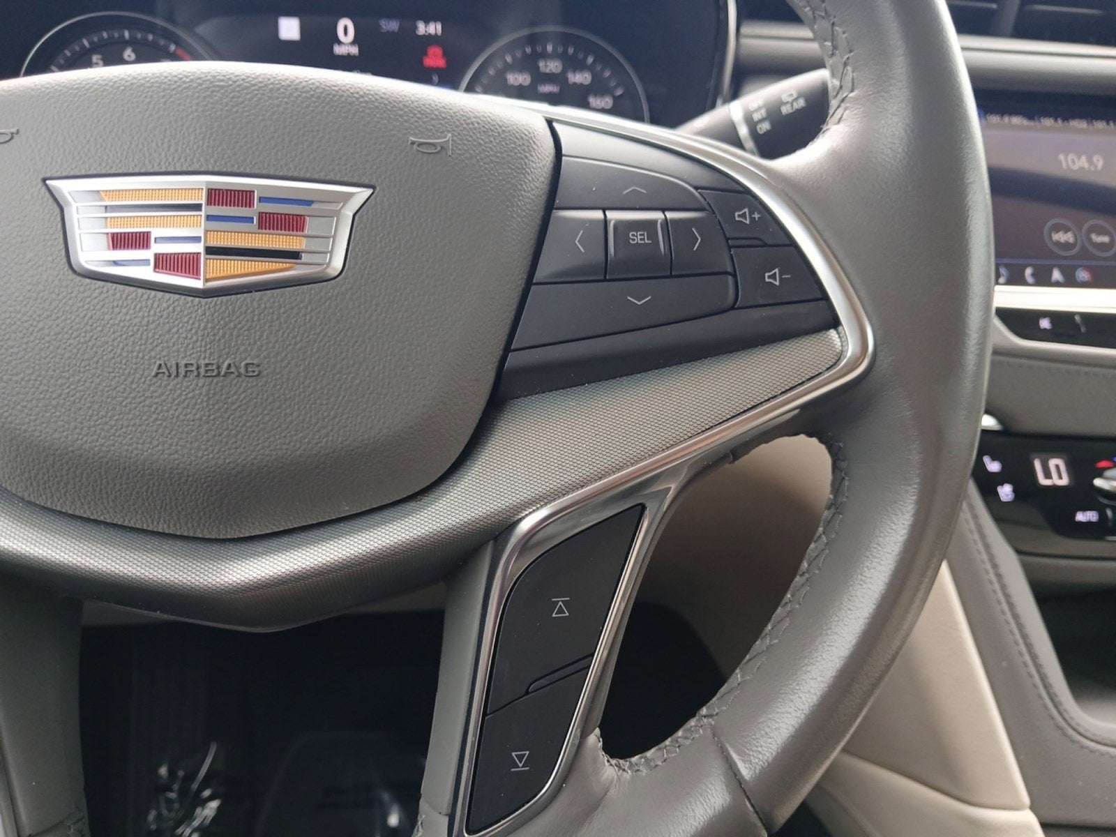 2021 Cadillac XT5 FWD Premium Luxury
