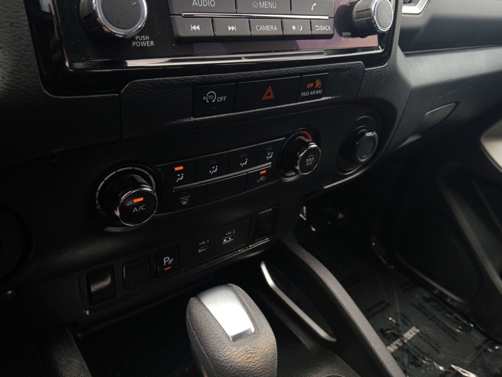 2024 Nissan Frontier SV