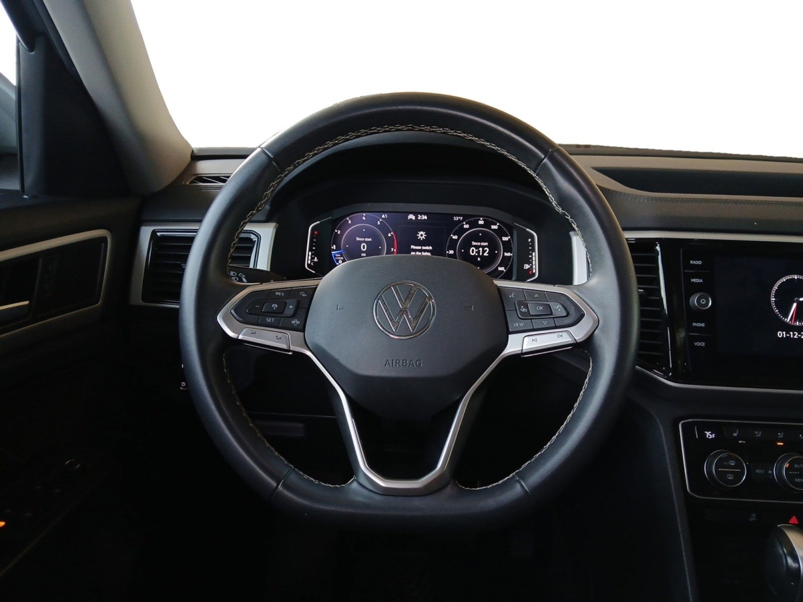 2023 Volkswagen Atlas 3.6L V6 SE w/Technology