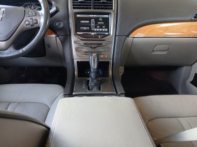 2015 Lincoln MKX Base