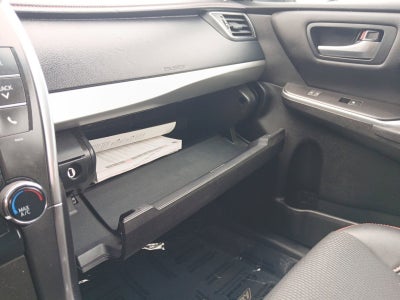 2017 Toyota Camry SE