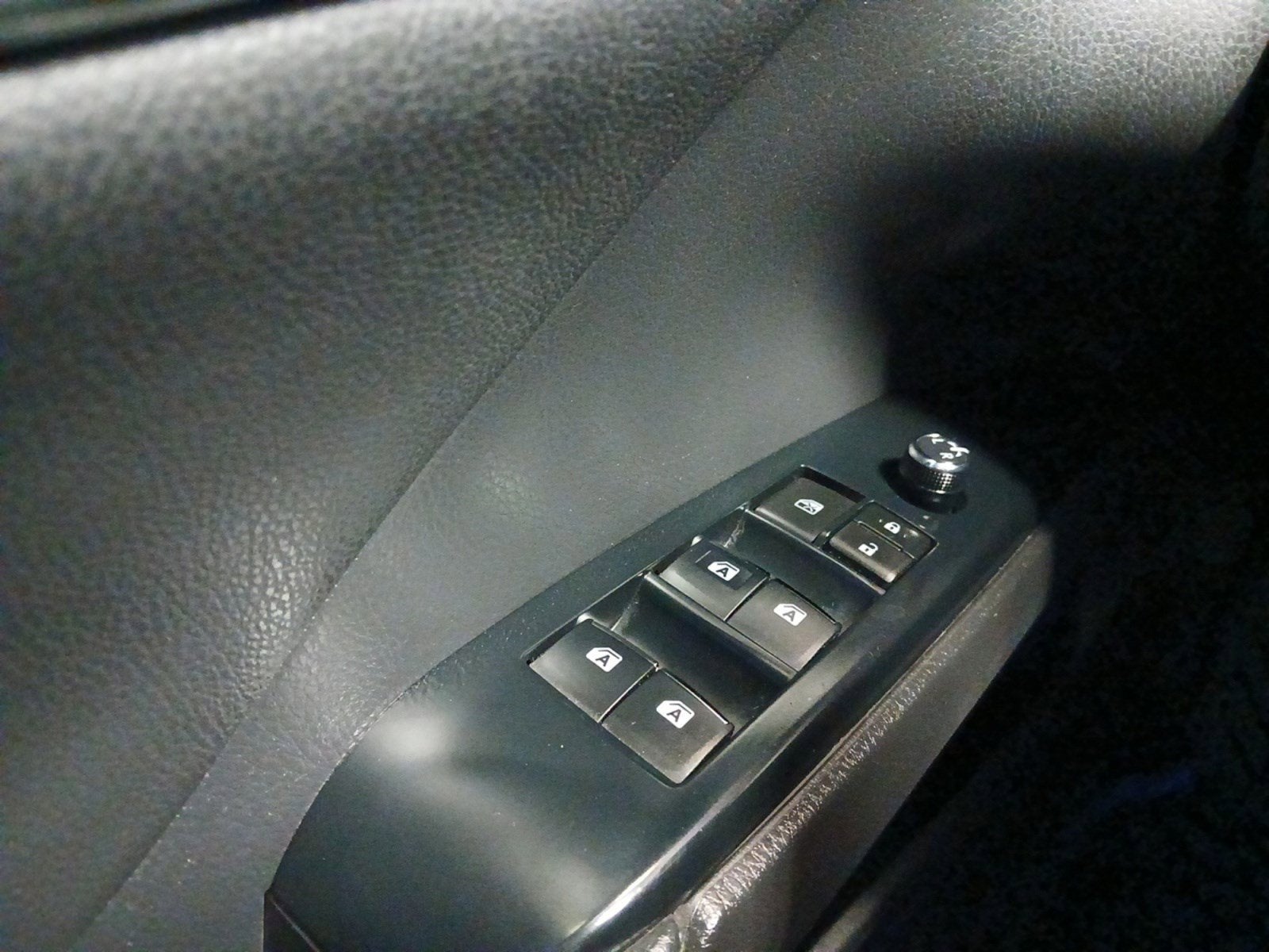 2020 Toyota Camry Hybrid XLE