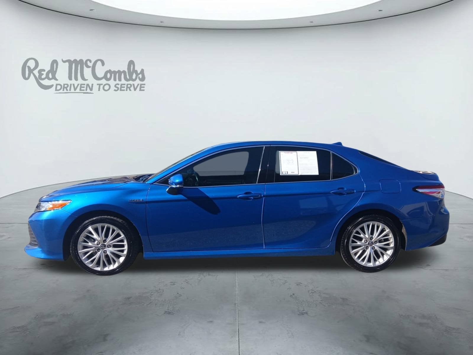 2020 Toyota Camry Hybrid XLE