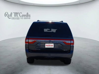 2015 Lincoln Navigator Base