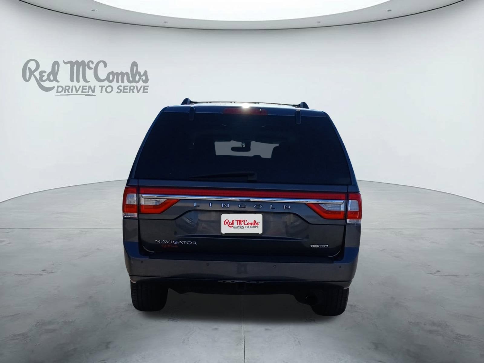 2015 Lincoln Navigator Base