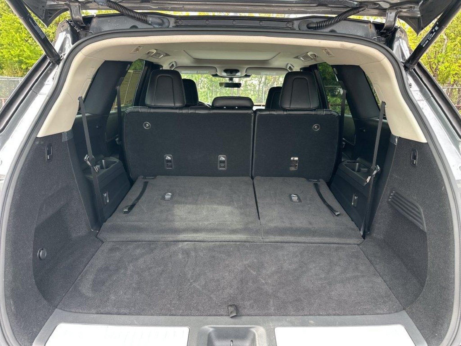 2023 INFINITI QX60 PURE