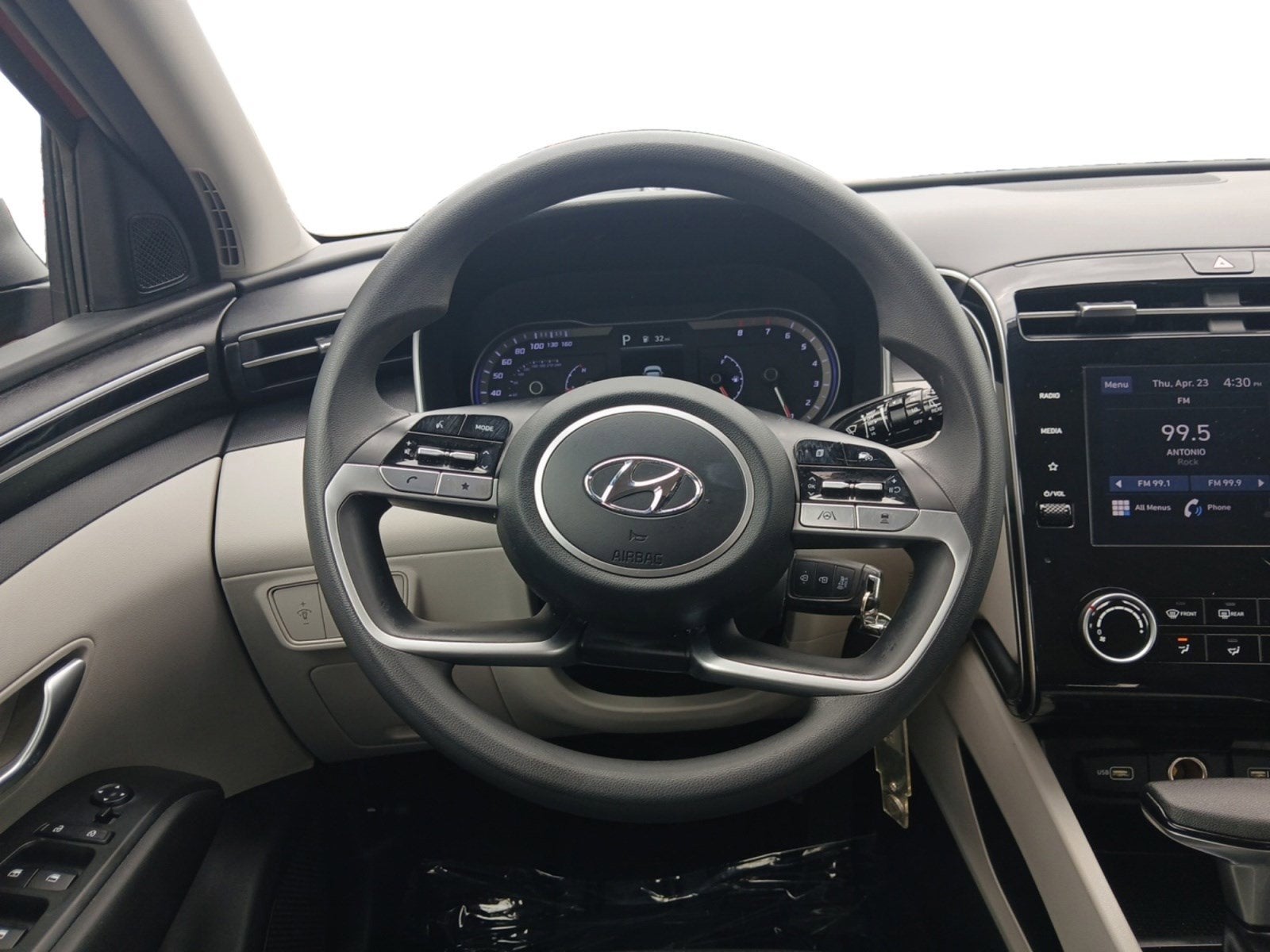 2023 Hyundai Tucson SE