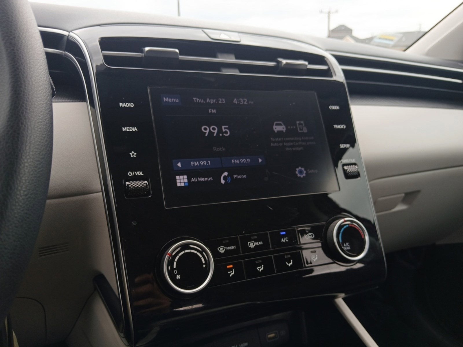 2023 Hyundai Tucson SE