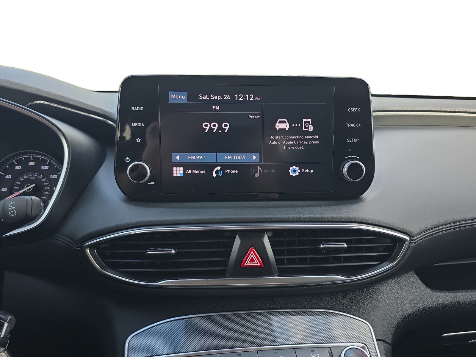 2023 Hyundai Santa Fe SE