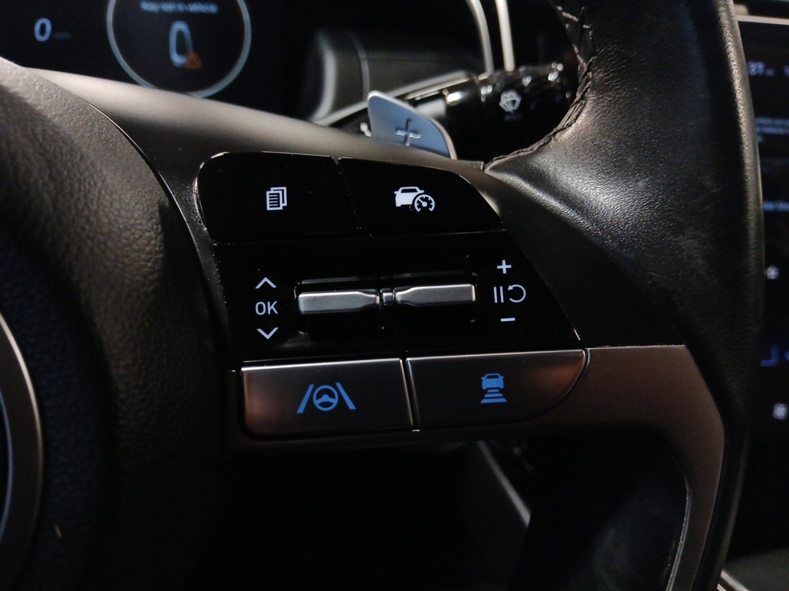 2023 Hyundai Santa Cruz SEL Premium