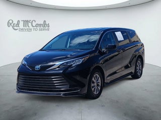 2021 Toyota Sienna LE