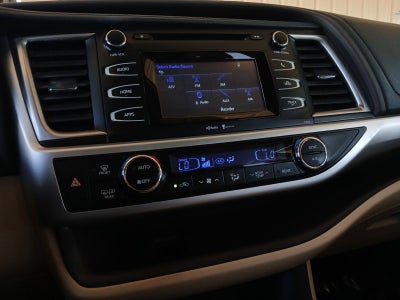 2014 Toyota Highlander LE Plus