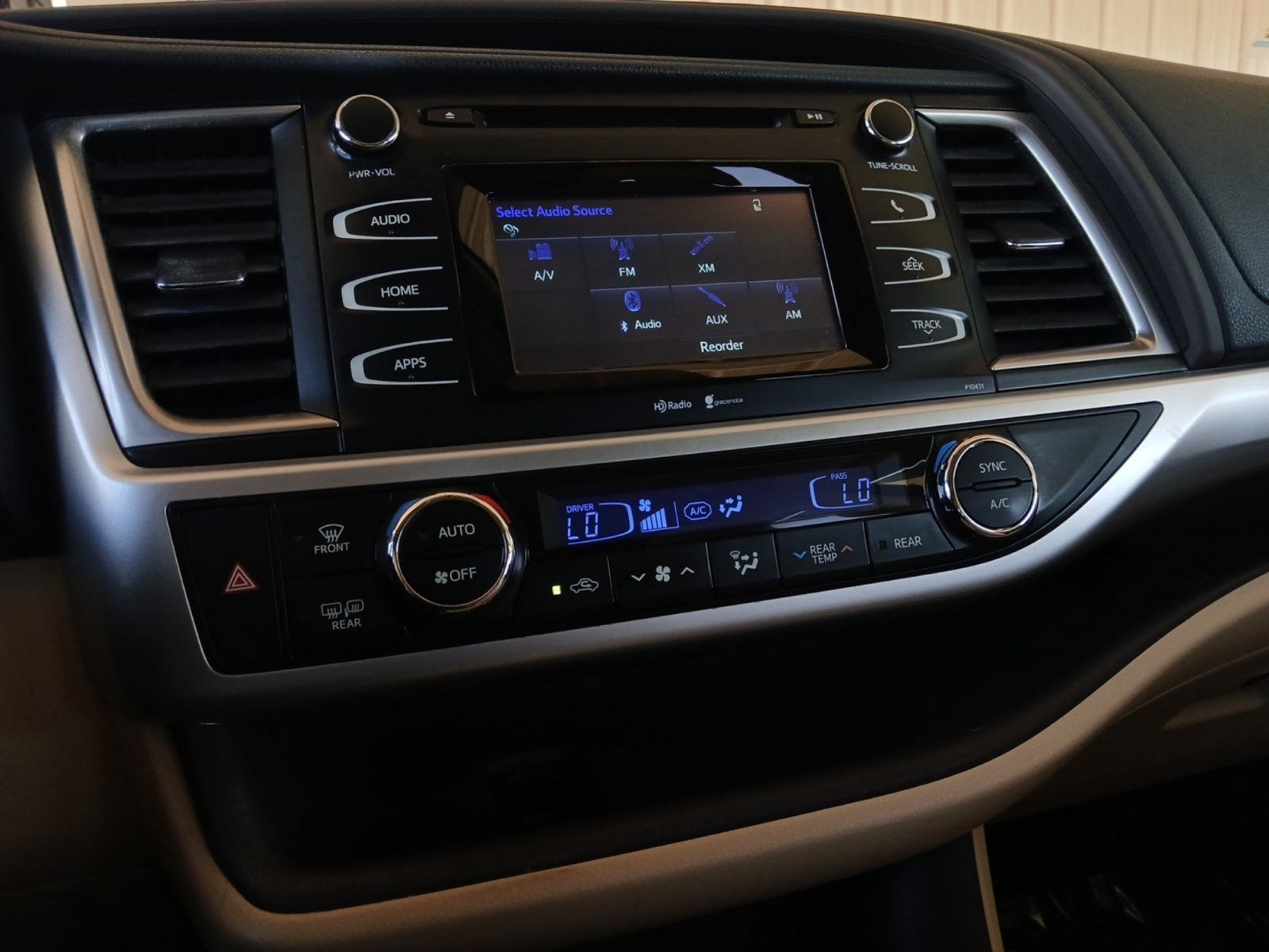 2014 Toyota Highlander LE Plus