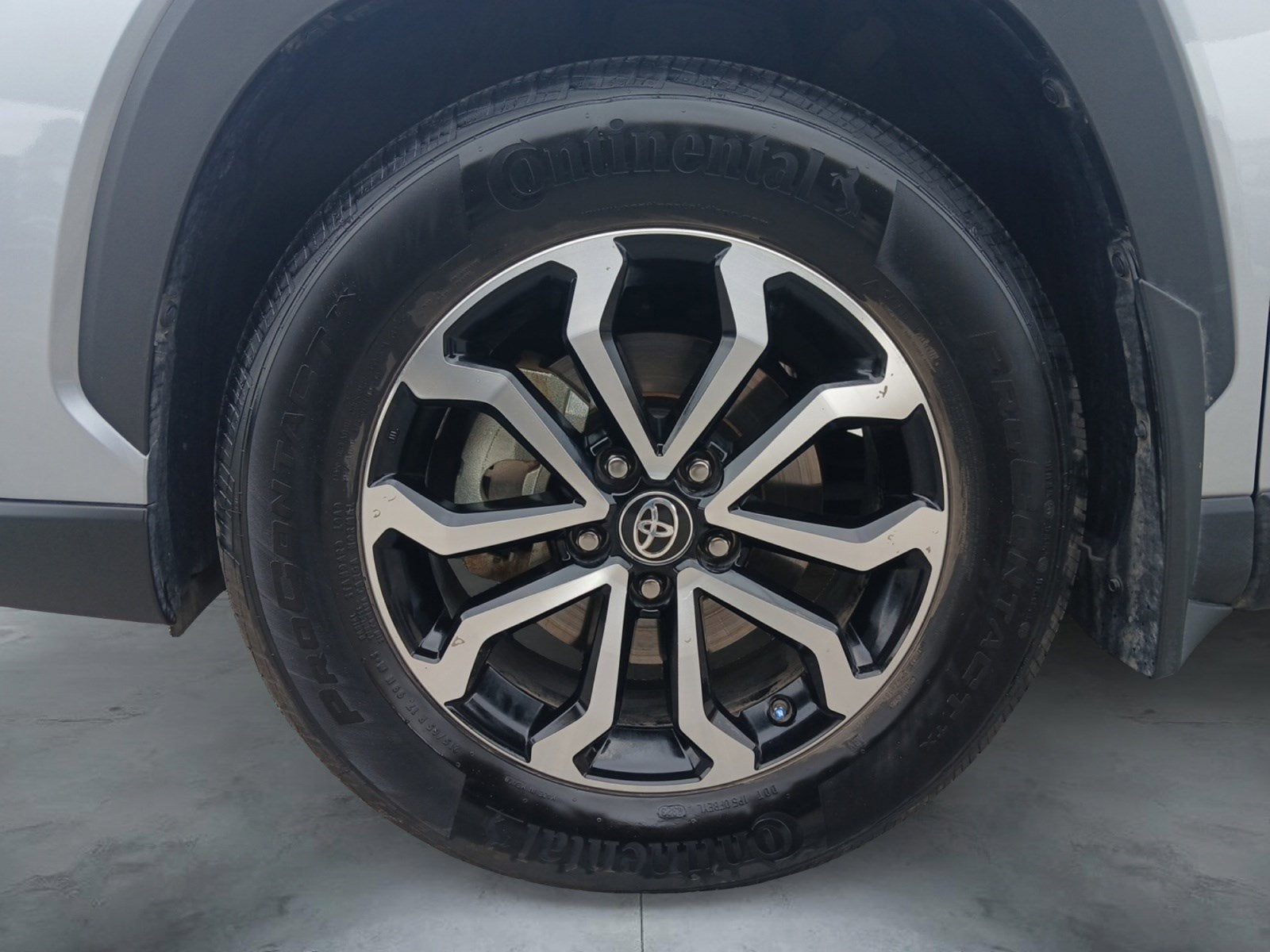 2024 Toyota Corolla Cross Hybrid SE