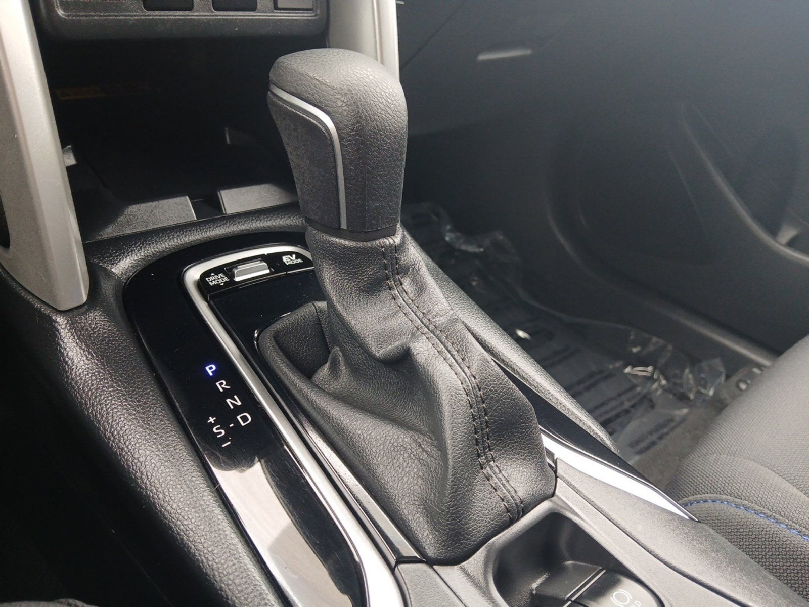 2024 Toyota Corolla Cross Hybrid SE